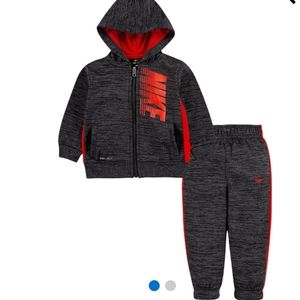 🆕️ Nike 2pc Fleece Set